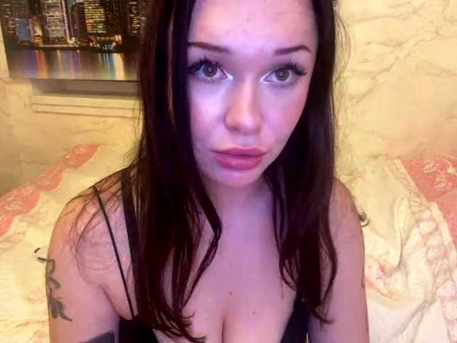 KiDinaKi live cam on BongaCams