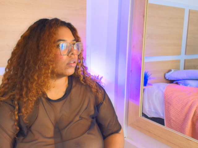 Niickypurple live cam on BongaCams
