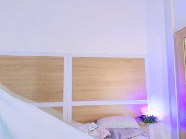 Niickypurple live cam preview