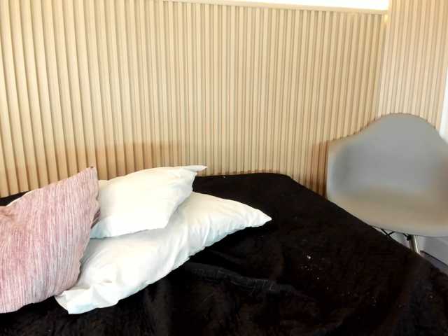 Niickypurple live cam preview