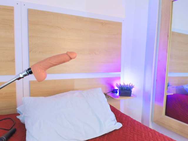Niickypurple live cam preview