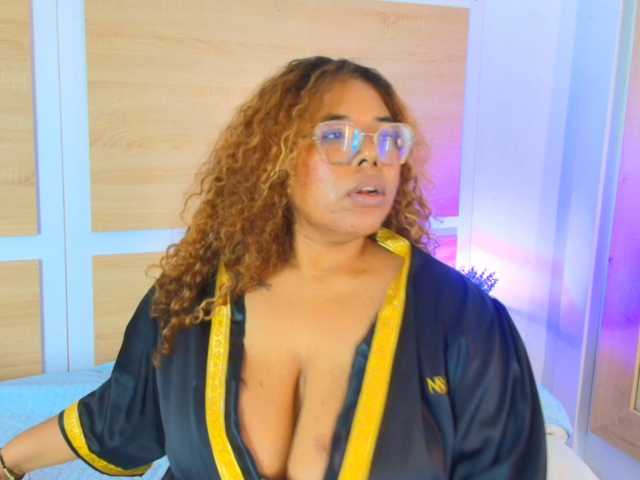 Niickypurple live cam