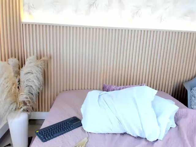Niickypurple live cam preview