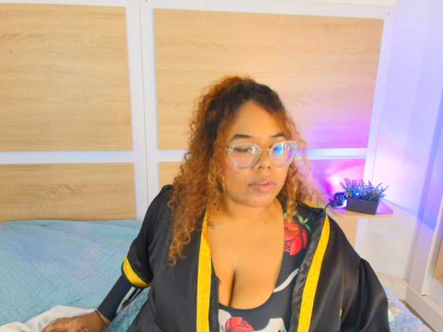 Niickypurple live cam on BongaCams