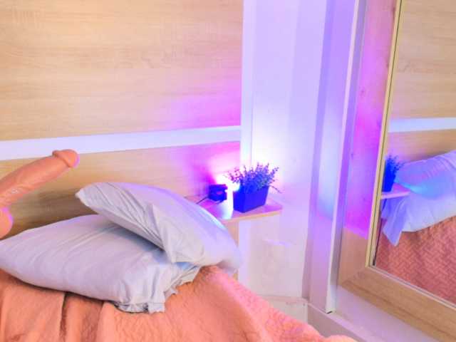 Niickypurple live cam on BongaCams