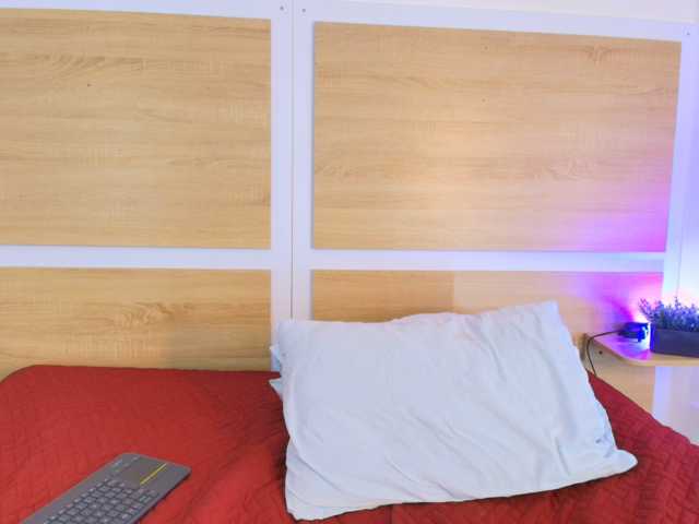 Niickypurple live cam preview