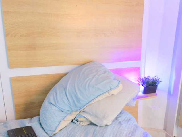 Niickypurple live cam preview