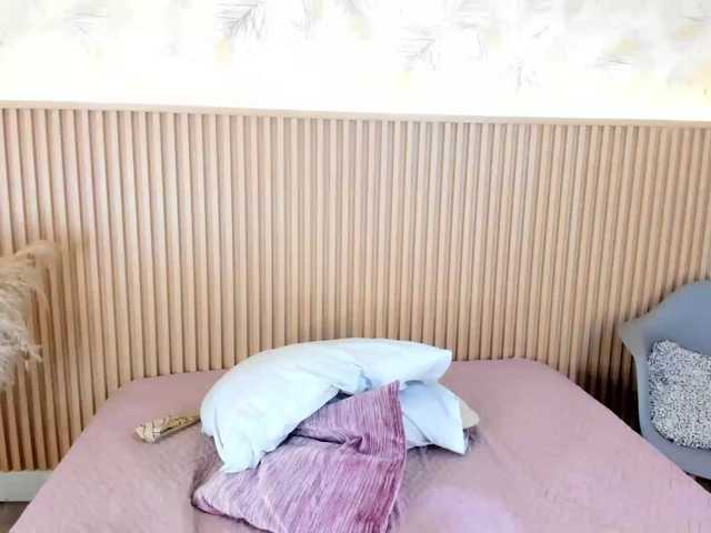 Niickypurple live cam preview