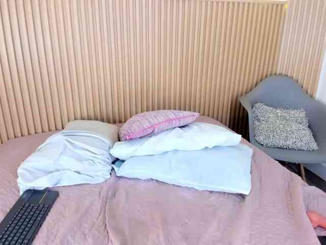 Niickypurple webcam