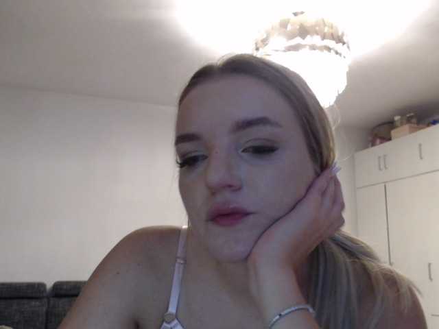 CrystalTaylor live cam on BongaCams