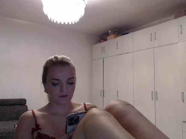 CrystalTaylor webcam