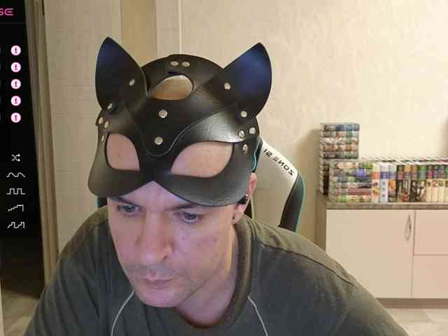 Mad-Kitty Mad-Kitty