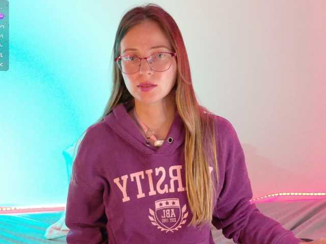 ambeerwood live cam on BongaCams