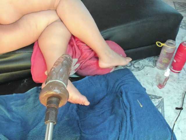 Dakotalove27 live cam on BongaCams