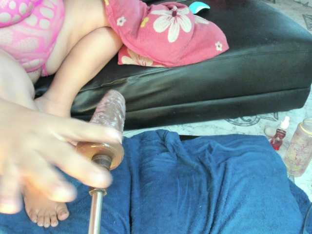 Dakotalove27 live cam on BongaCams