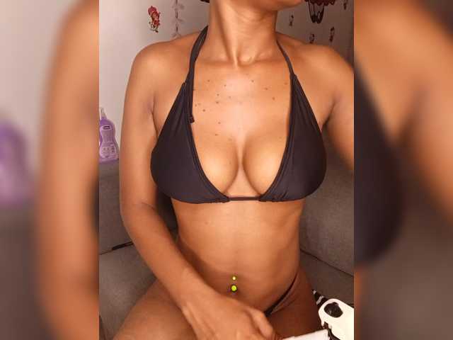 Shamirah live cam on BongaCams