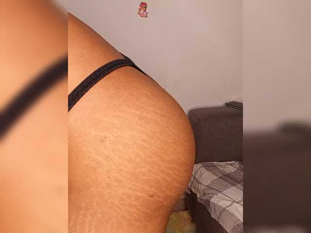 Shamirah live cam on BongaCams