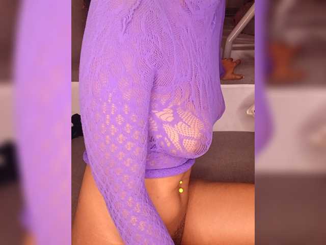 Shamirah live cam on BongaCams