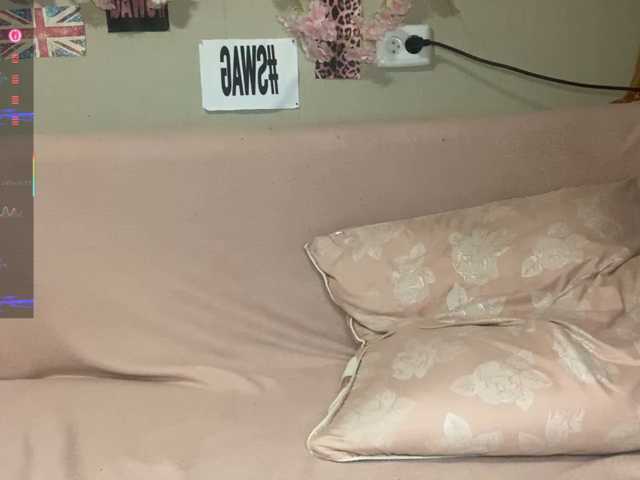 kittywithu live cam preview