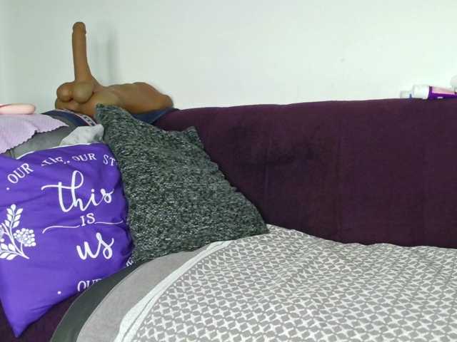 ThickianaRider1 live cam on BongaCams