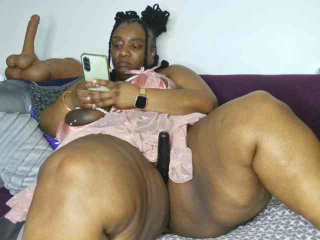 ThickianaRider1 webcam