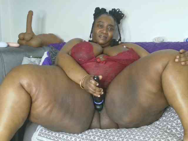 ThickianaRider1 webcam