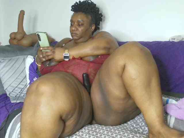 ThickianaRider1 webcam