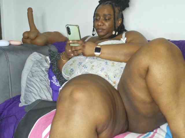 ThickianaRider1 webcam