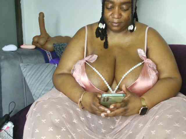 ThickianaRider1 webcam