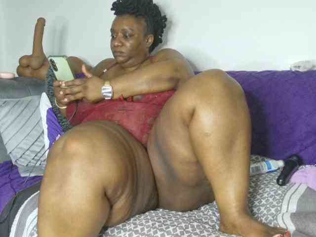 ThickianaRider1 webcam