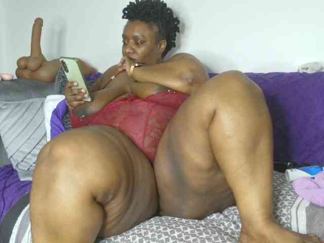 ThickianaRider1 webcam