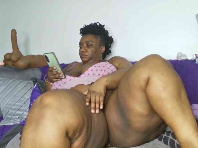 ThickianaRider1 webcam