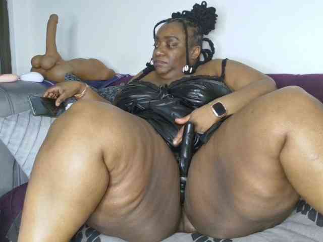 ThickianaRider1 webcam