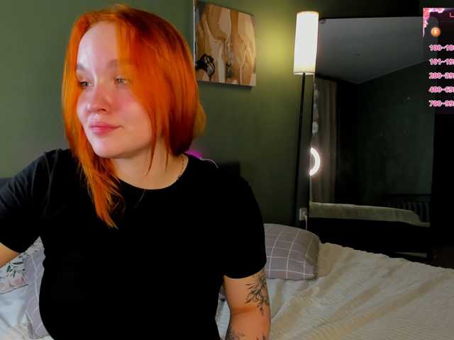 MargoBlaze live cam preview