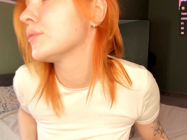 MargoBlaze live cam preview