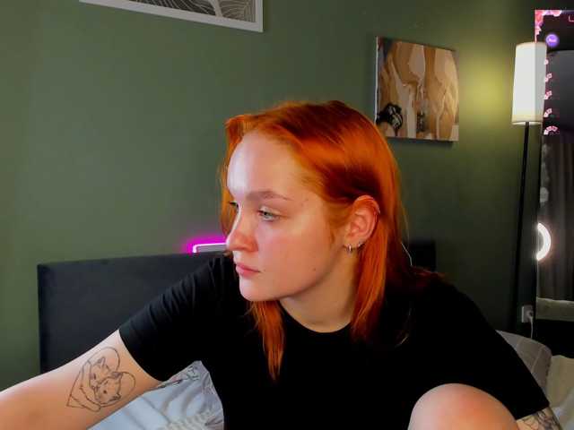 MargoBlaze live cam preview