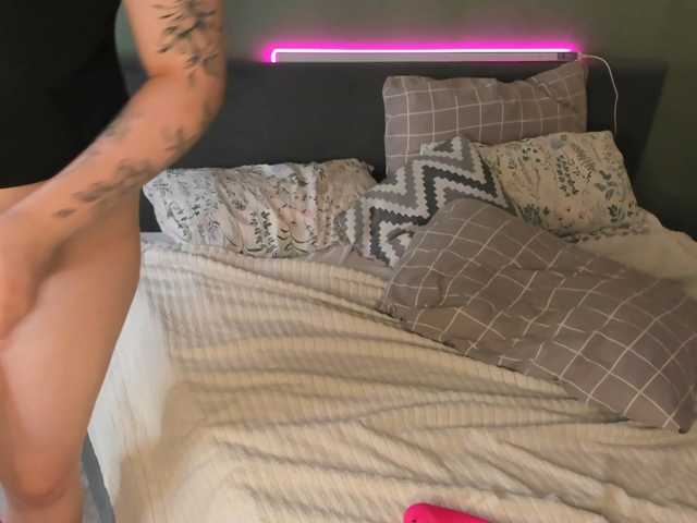 MargoBlaze live cam on BongaCams