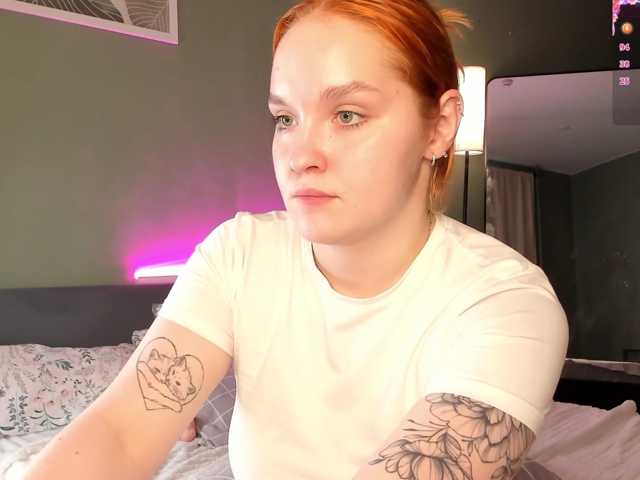 MargoBlaze live cam preview
