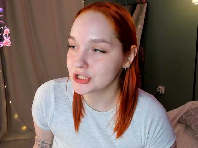 le modèle MargoBlaze est en webcam porno dans un show sur le site bongacams, il possède les tags suivants: White/Caucasian,Redhead,Shaved