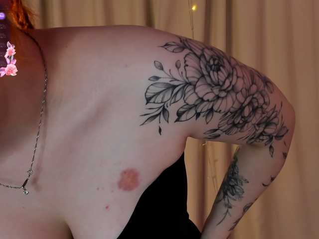 MargoBlaze live cam on BongaCams