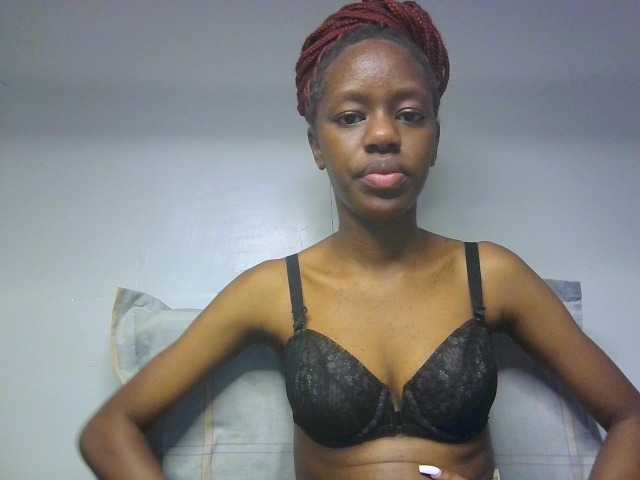 Leximia live cam on BongaCams