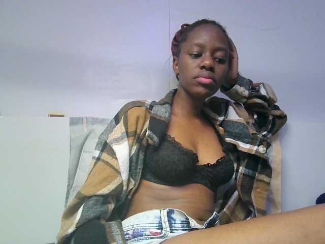 Leximia live cam on BongaCams