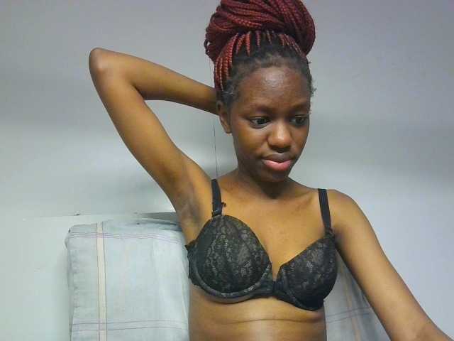 Leximia live cam on BongaCams