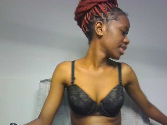 Leximia live cam on BongaCams