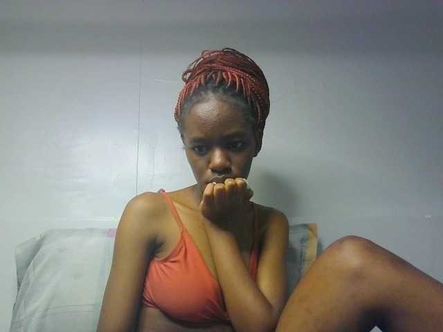 Leximia, en directo ahora en BongaCams