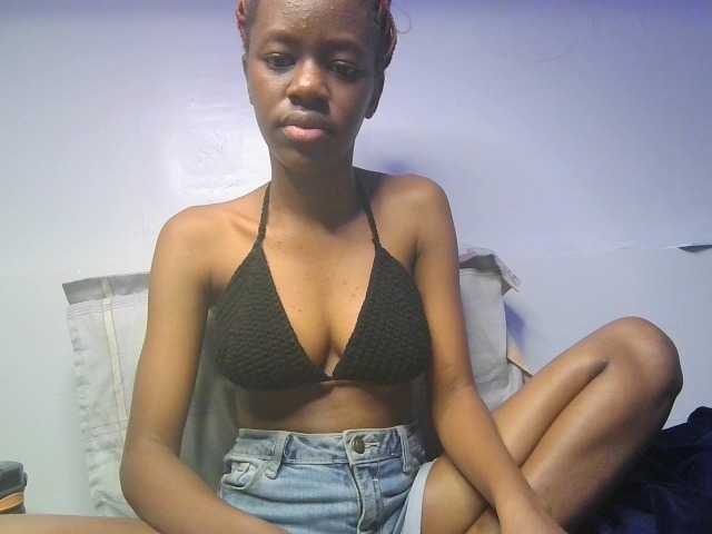 Leximia live cam on BongaCams
