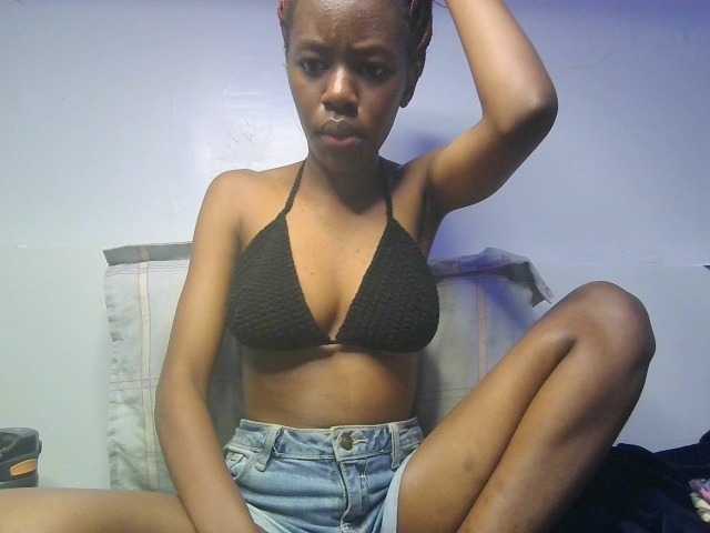 Leximia live cam on BongaCams