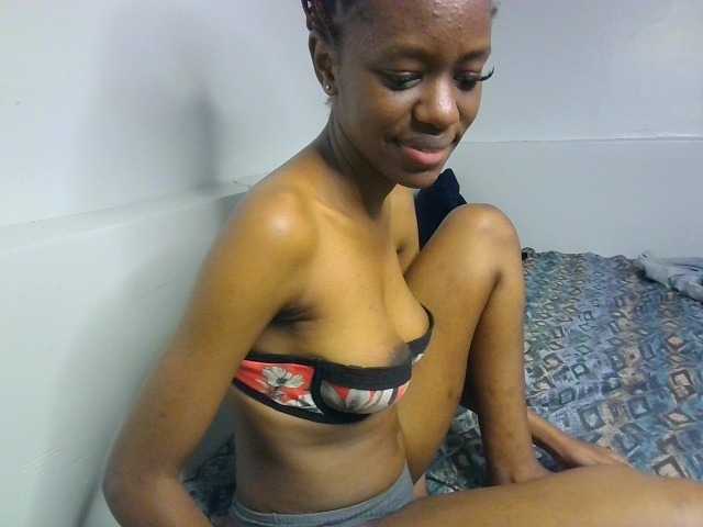 Leximia live cam on BongaCams