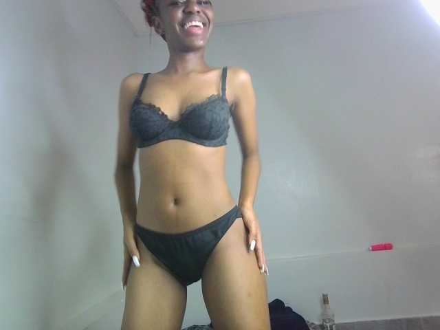 Leximia live cam on BongaCams