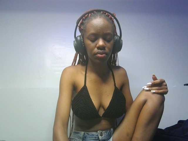 Leximia live cam on BongaCams